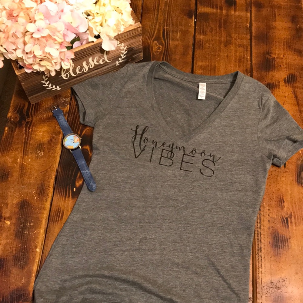 Honeymoon vibes shirt